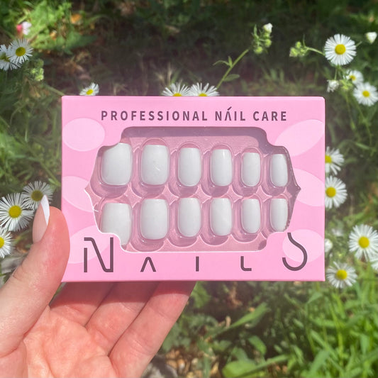 White short square nails
